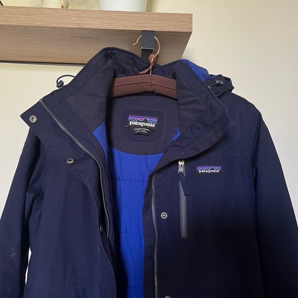 Patagonia Down Parka in Navy Blue - Picture 2 of 5